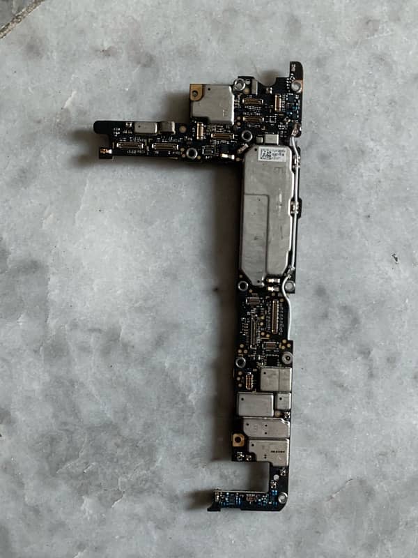 pixel 4 motherboard and body 0