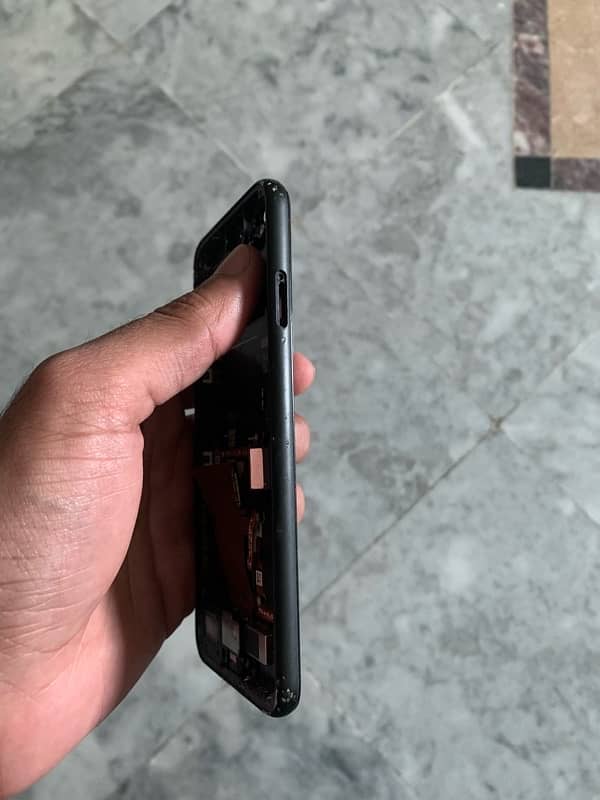 pixel 4 motherboard and body 4