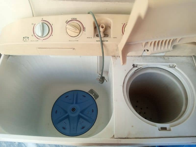 Dawlance washing machine 2