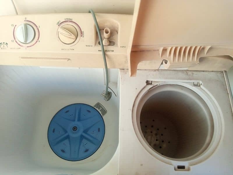 Dawlance washing machine 3