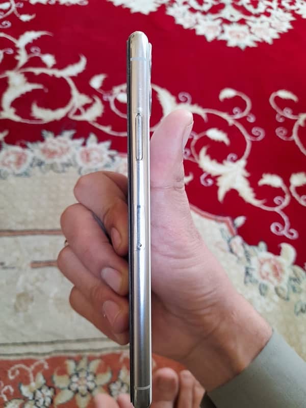 iphone 11 pro max for sale 0