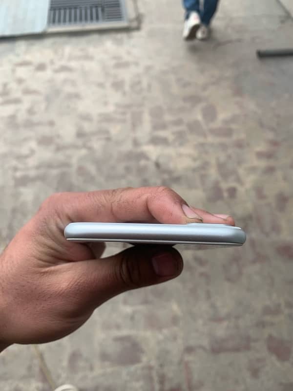 iphone 8 plus 256 gb pta approved 03157778193 6