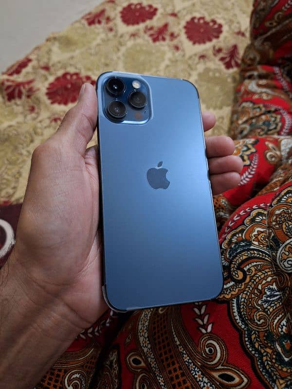 I phone 12 pro max 128 gb 0