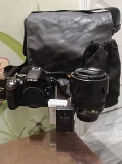 Nikon d5200 with 2 lens + batteries + wifi adapter + box