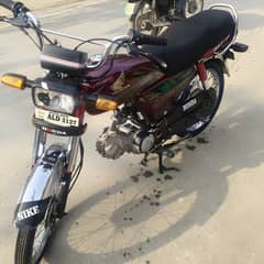 Honda CD 70 2022 / honda cd 70 2022 model red color / brand new bike