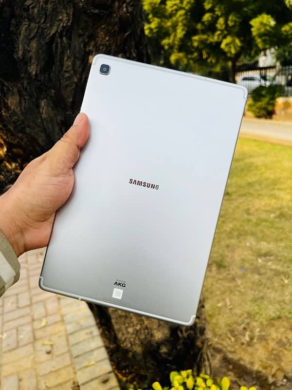 samsung galaxy tab S5e 4/64 wifi + cellular came from USA BRAND NEW 5