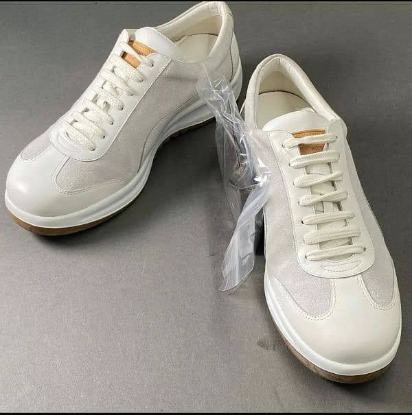 Louis Vuitton runaway sneakers white leather 4