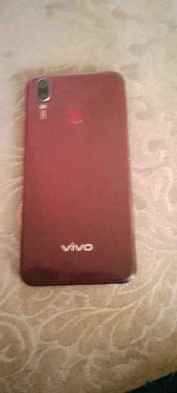 red mobile good condition urjent for sell vivo 1906 model 2