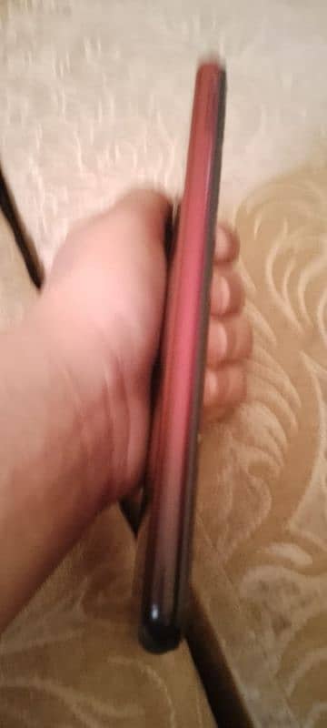 red mobile good condition urjent for sell vivo 1906 model 3