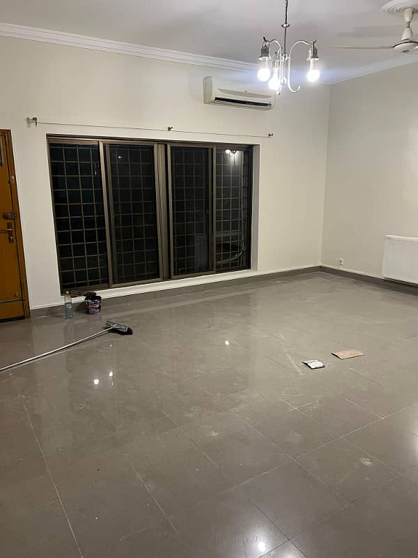 Newly Renovated Corner House Near F7 Markaz 0