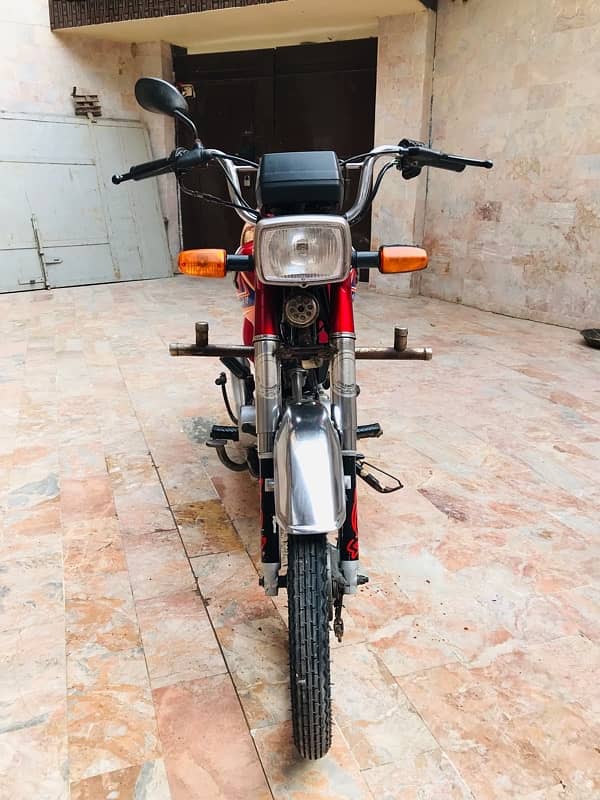 Honda CD70 2020 1