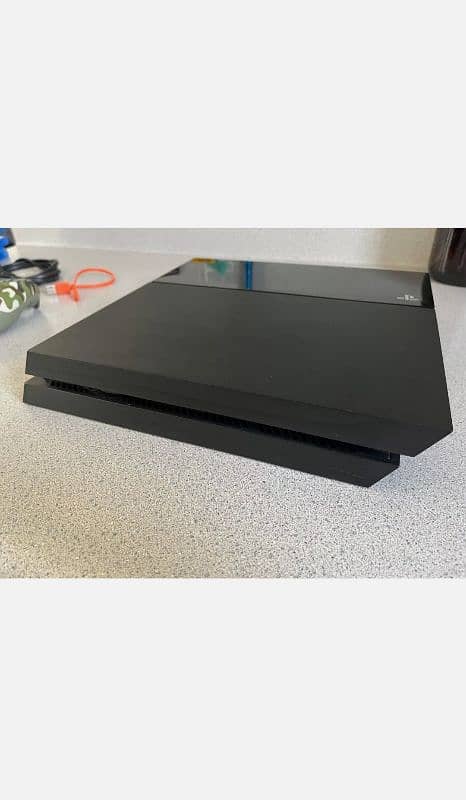 Sony PlayStation 4 1