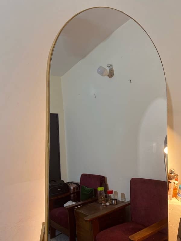 Full-Length Mirror (6x2 ft) in Excellent Condition 1