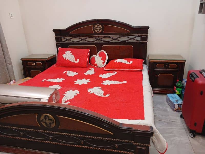 bed set with mattress side tables and Dressing table 1