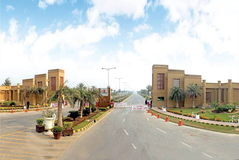 5 MARLA COMMERCIAL PLOT ON ELEGANT LOCATION WITH WIDE PARKING SPACE AVAILABLE FOR SALE IN NLC 2