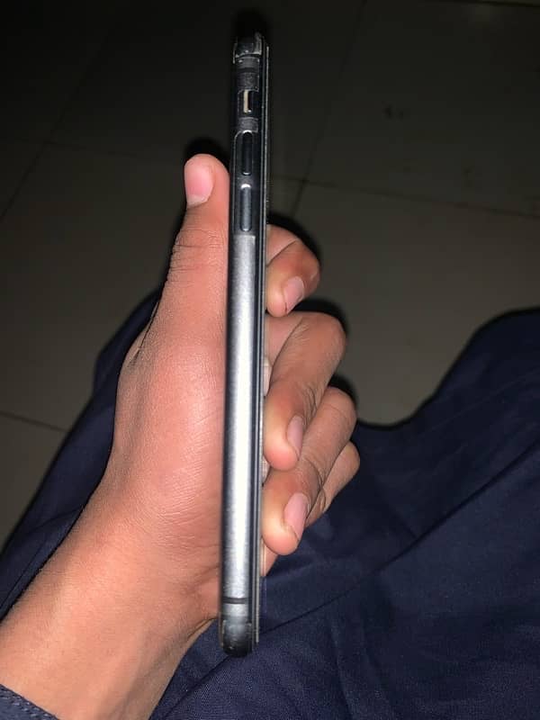 IPHONE 11 3