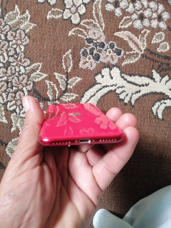 IPhone se2020 parts just board ni hy baqi orignal panel parts 1