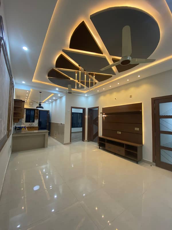 LUTLO 9.5 Marla Fully Designer House For Sale In Investor Price 10