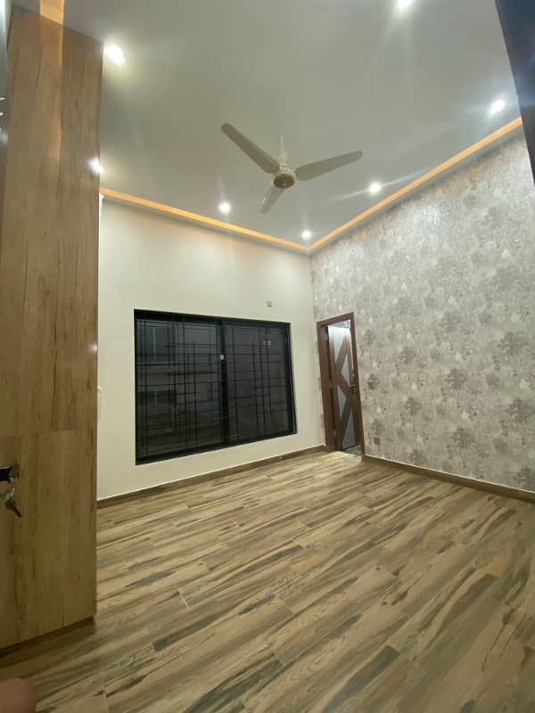 LUTLO 9.5 Marla Fully Designer House For Sale In Investor Price 37