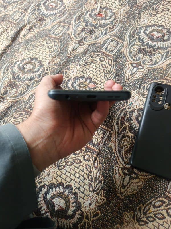 Infinix hot 11s 4/128 for sale 4