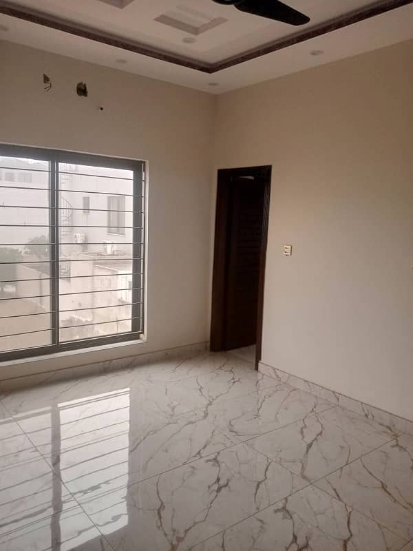 10 Marla Brand New Double Story Prime Location House in Tulip Block Parkview City Lahore 2