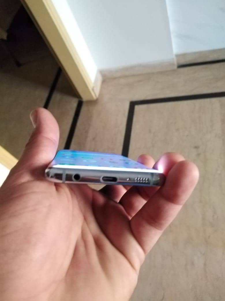 Samsung S10, 8/128gb, Non PTA, physically 9/10 condition. 3