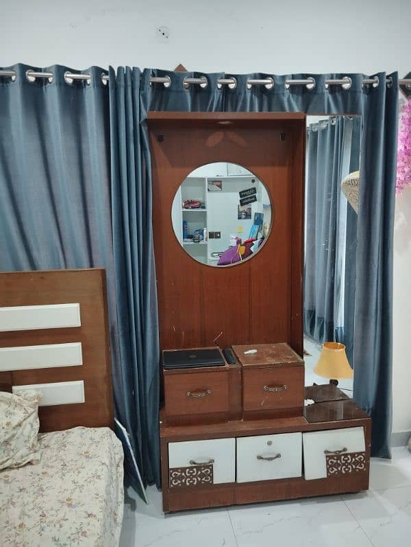 Single Bed with Mattress, Wardrobe, Dressing Table 2