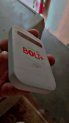 Zong bolt 4g internet device