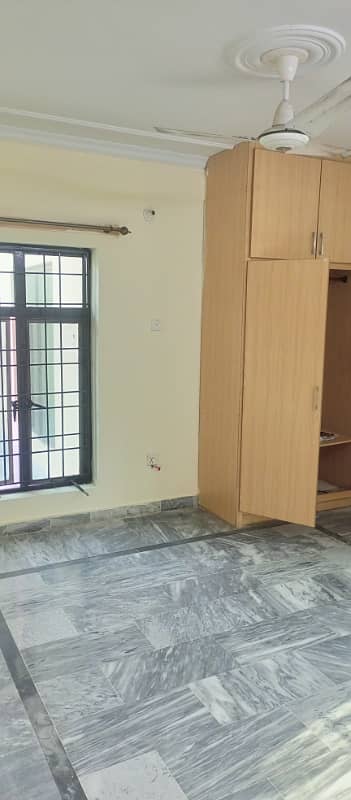 Independent ground proshn for rent in Gulshan abad 2