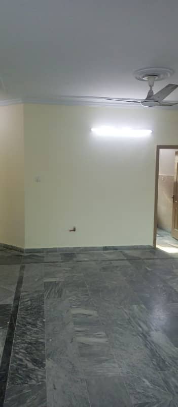 Independent ground proshn for rent in Gulshan abad 11