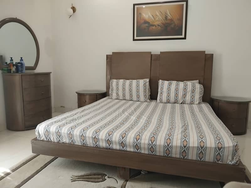 Bed set with Mattress for sale 0