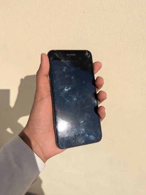 Iphone 8 plus urgent sale 7