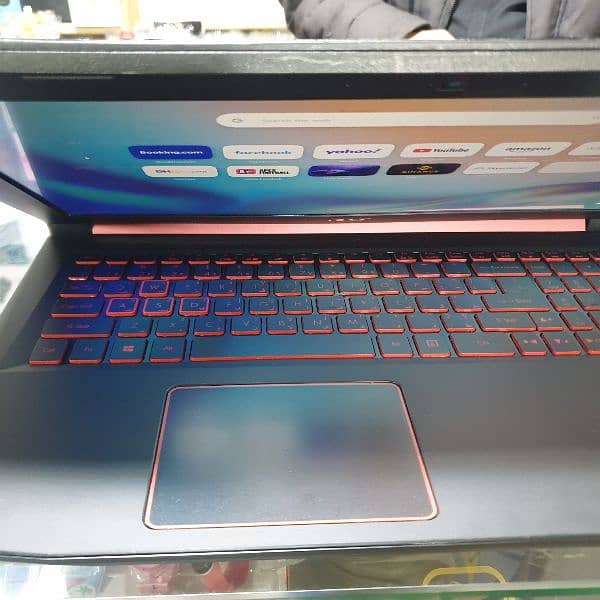 acer nitro gaming i7 7genration 128ssd 500gb hard drive 16GB ram 1