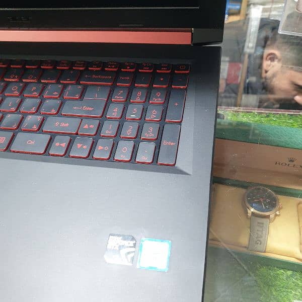 acer nitro gaming i7 7genration 128ssd 500gb hard drive 16GB ram 8