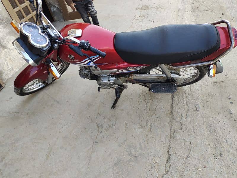 Yamaha Junoon Home use bike 1