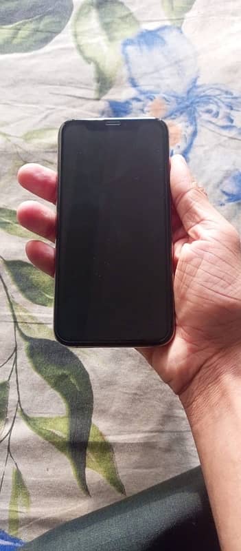 selling my iphone xs non pta clean set price kam hojaige 7