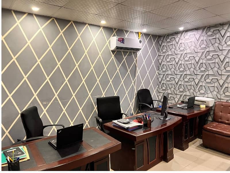 Area 330 Square Feet Office Available For Sale Real Pictures In Main Boulevard Road Gulberg 3 Lahore 1