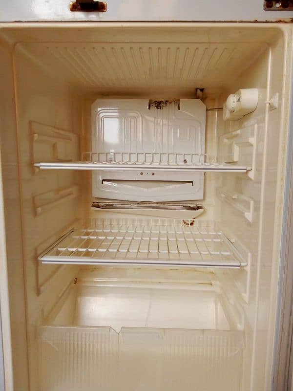 for sale refrigerator 3