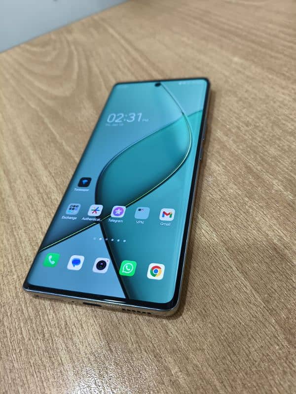 Spark 20 Pro Plus 3