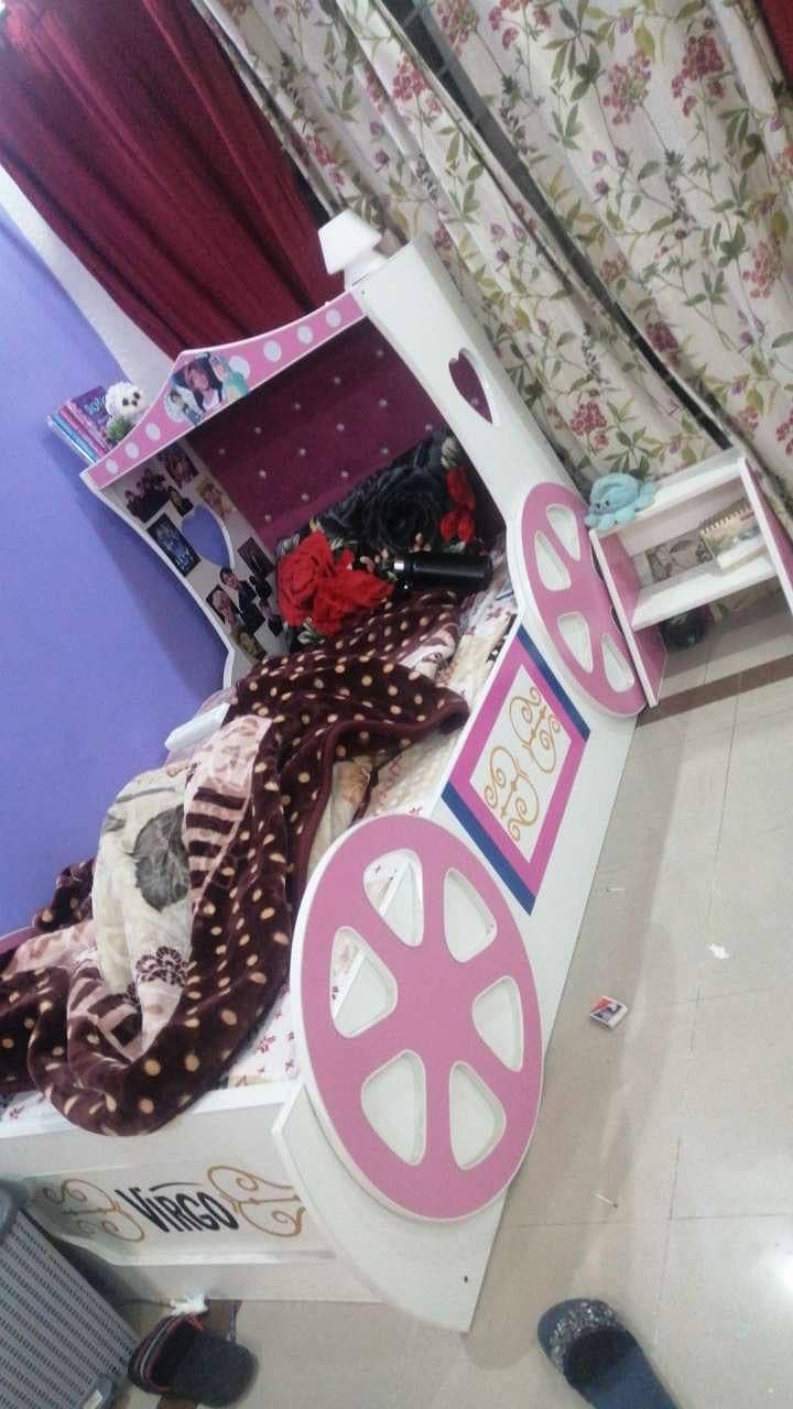 Girls bed used for only 4 months. 1