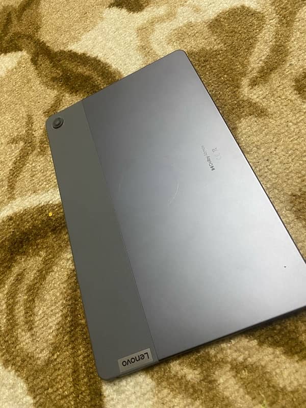 Lenovo M10 plus 3rd gen 3/32 condition 10/10 with covor and charger 1