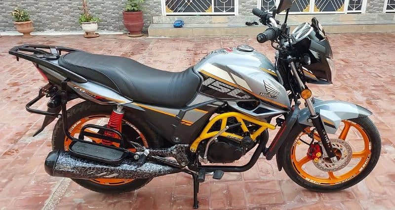 Honda CB150F,150cc,special addition 1