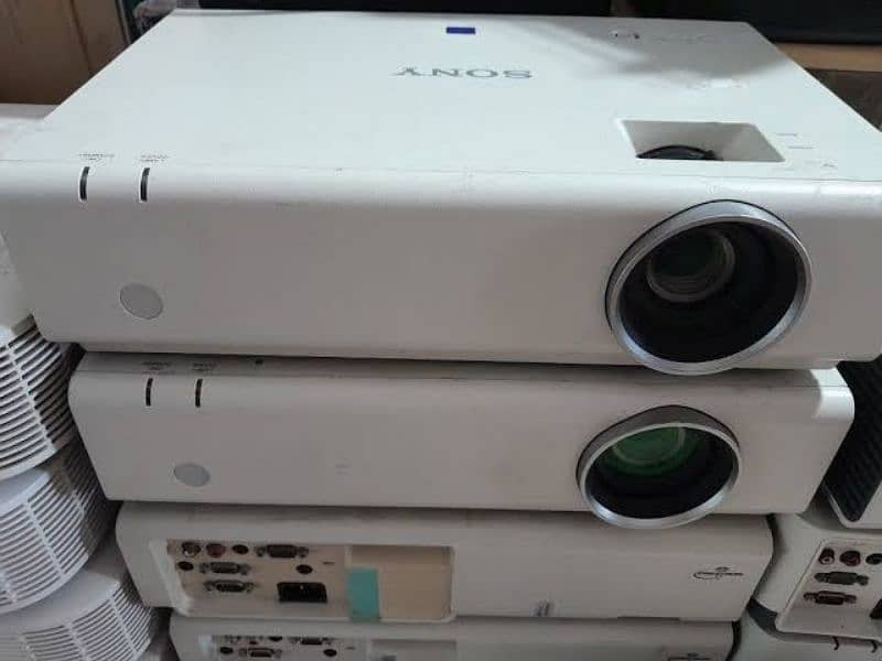 used Projectors branded llll 1