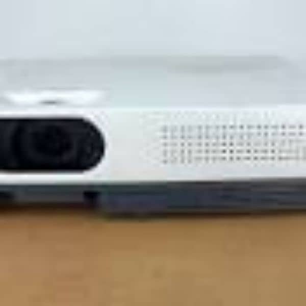 used Projectors branded llll 2