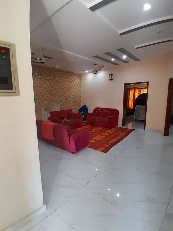 Spacious house for rent in Wapda town Lahore Phase 1. 11