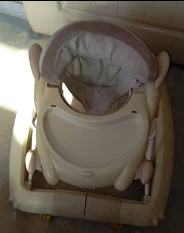 set of baby walker, carry cot and pram for sale 3