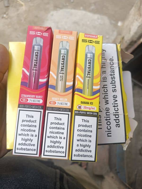 disposable vapes for sale brand new not open price 2800 one piece 1