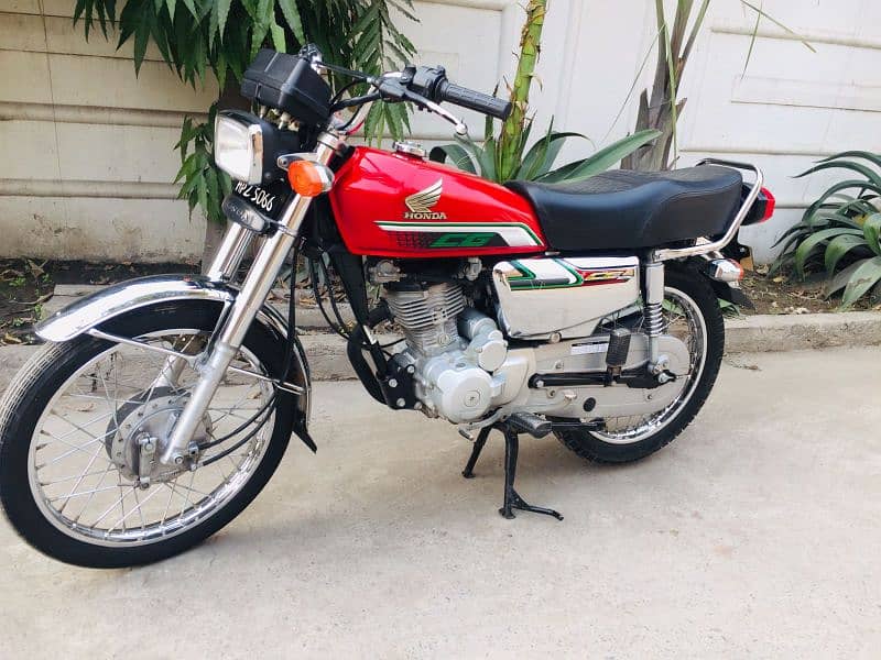 Honda CG 125 self Start 2023 model 6