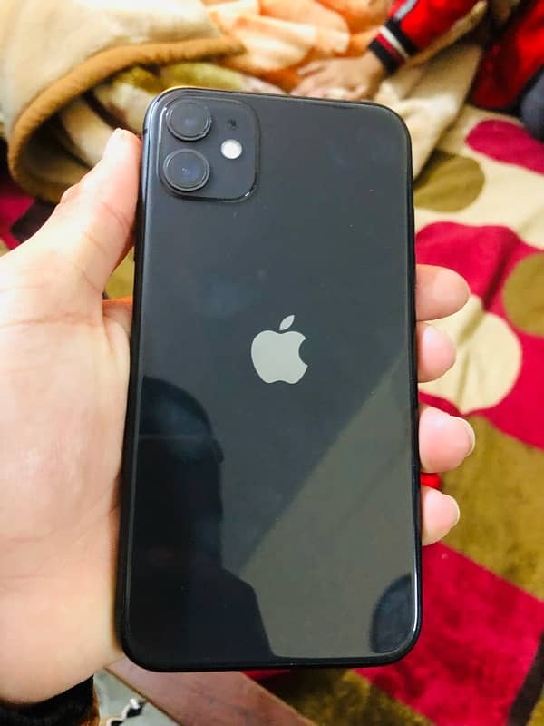 iphone 11 storege 64GB condition 10/10 2