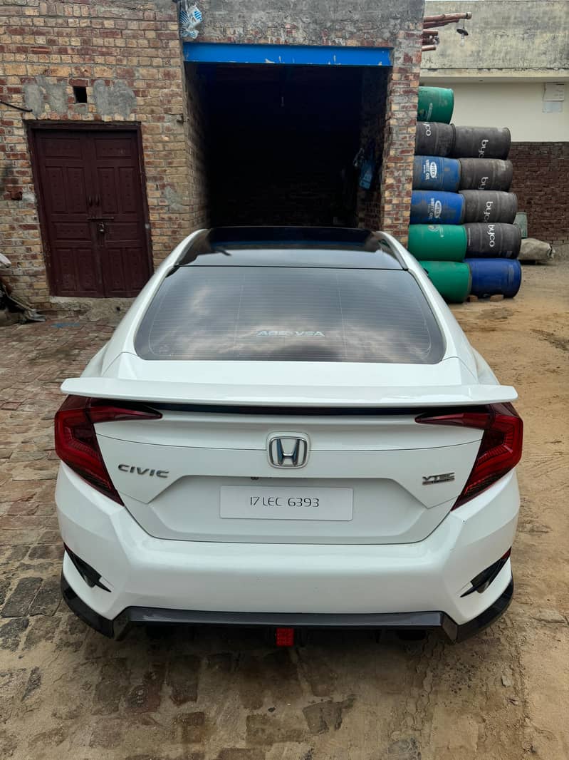 Honda Civic Turbo 1.5 Model 2017 (Total janian) 10